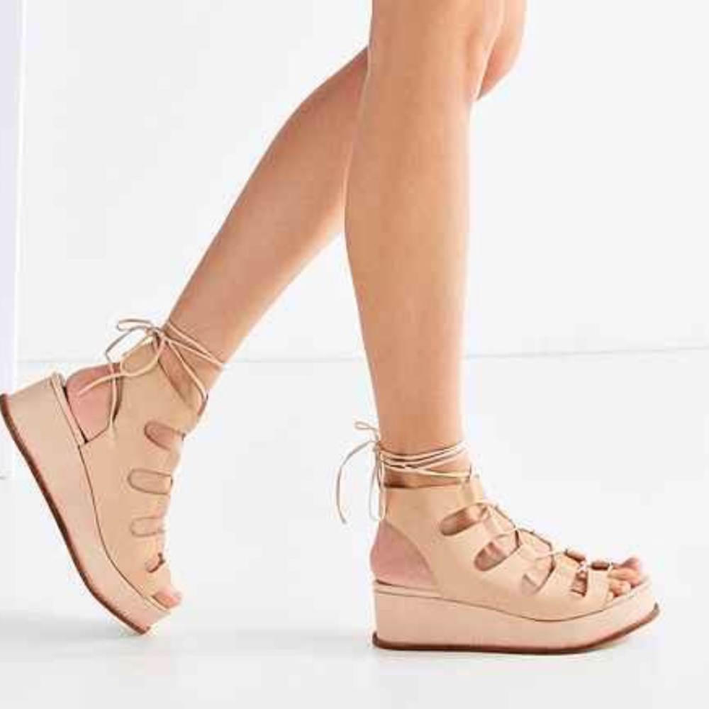 Barely Worn Jeffrey Campbell Platform Sandals